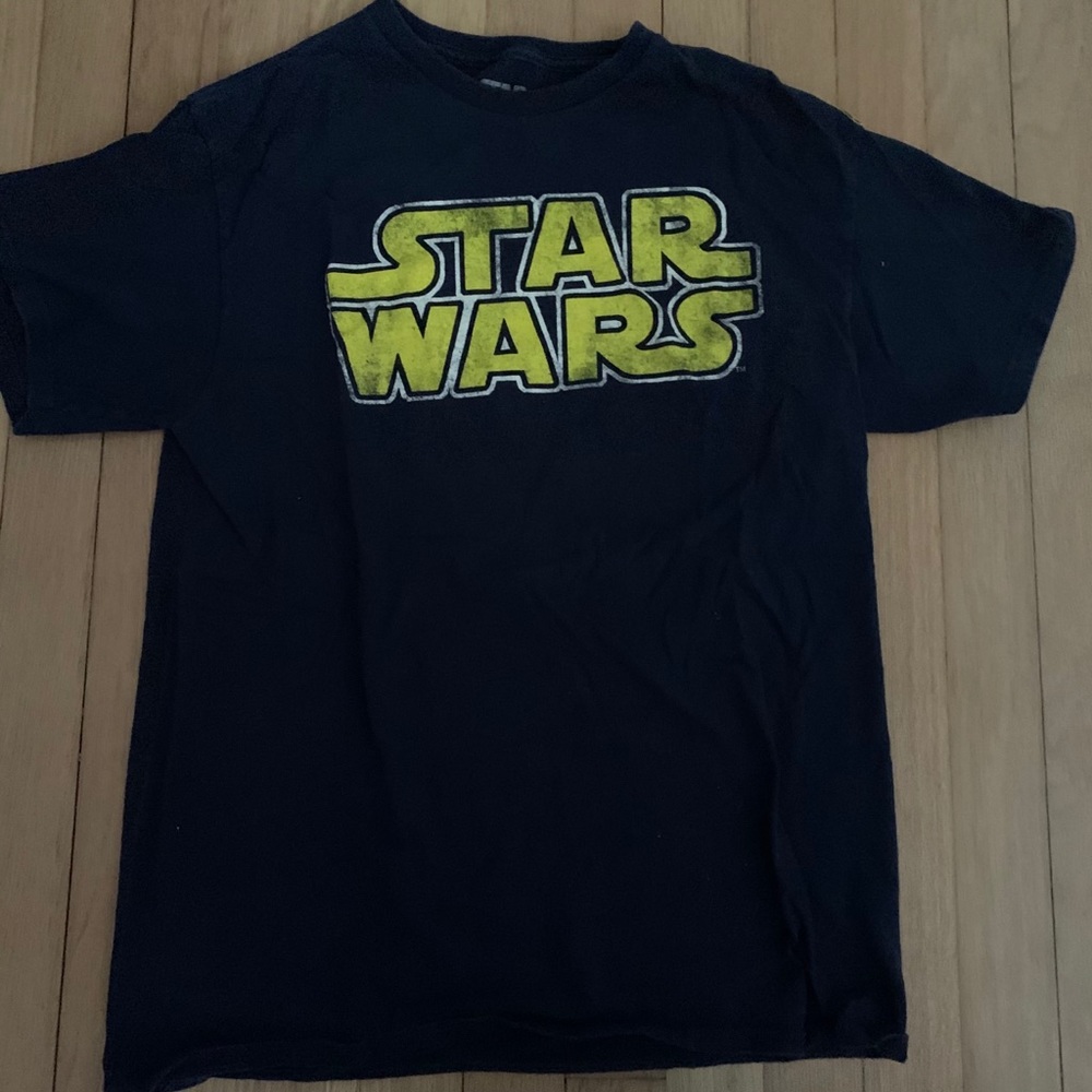 Men’s Medium Star Wars Shirt Lot (2)